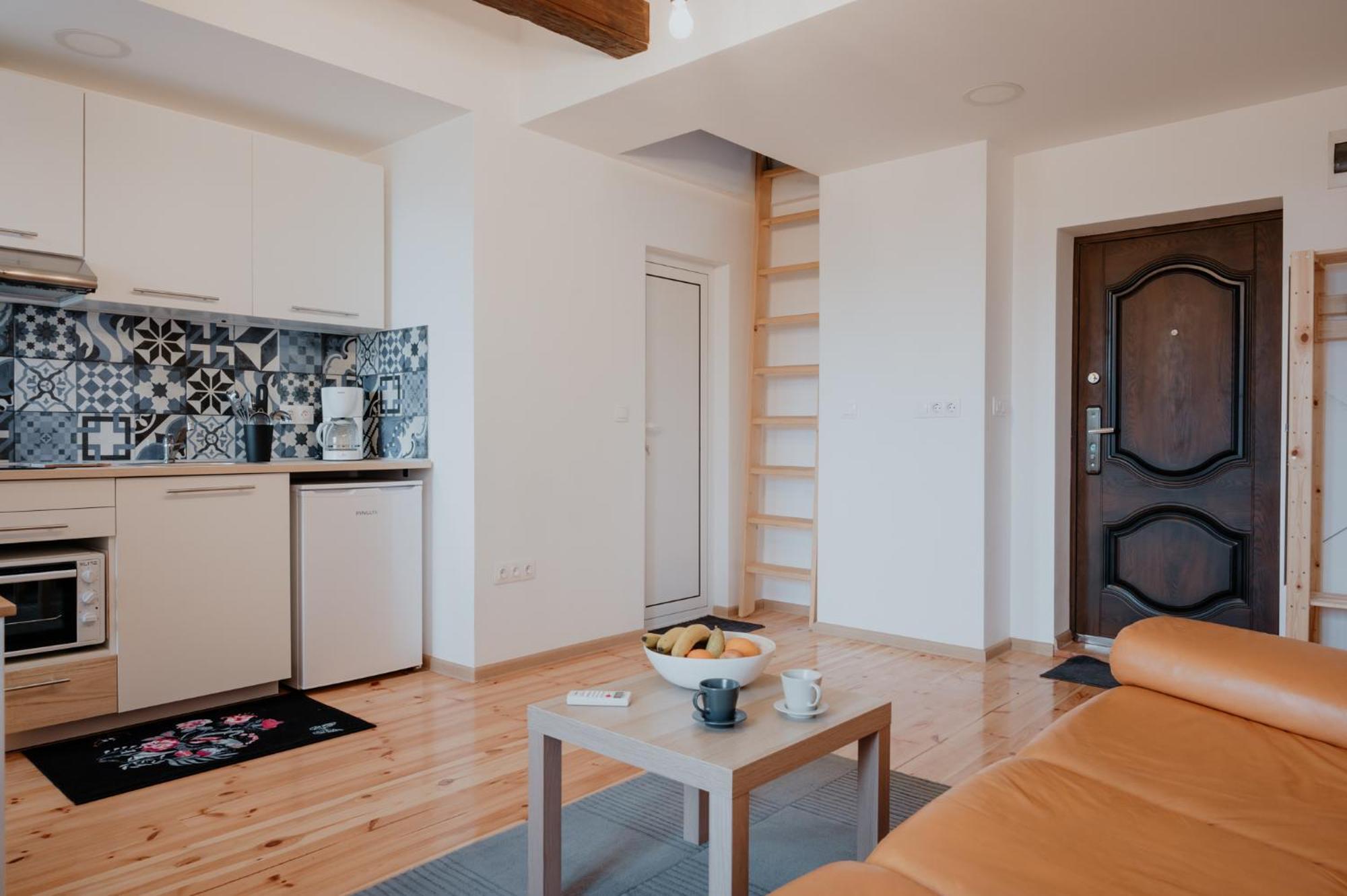 Artiesta - 5 Apartments Sofia Bagian luar foto